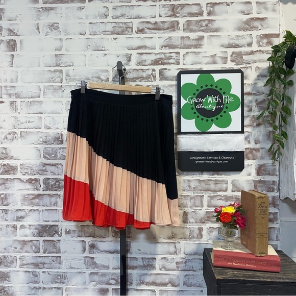 Maeve Dresses & Skirts - Maeve color blocked  Pleated Skirt large